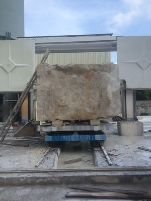 Máquina de serragem de fio de diamante de controlo CNC para corte de mármore, granito