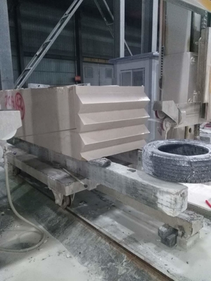 Máquina de serragem de fio de diamante CNC de ligação de quatro eixos