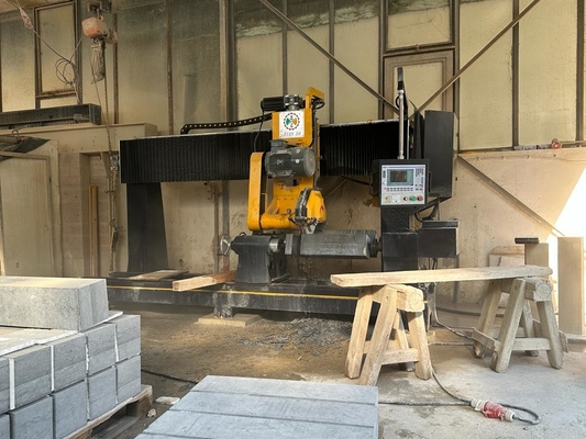 Máquina de corte de coluna de baluster com alta força de corte e motor principal de 7,5 kW