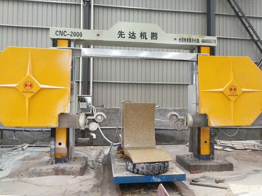 Máquina CNC de serragem de fio de diamante com alta precisão de processamento