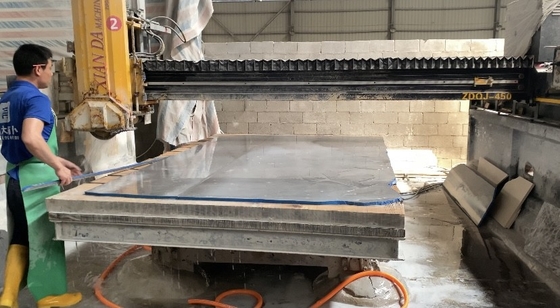 Máquina automática de corte de pontes com sistema de segurança de alimentação AC e diâmetro da lâmina 2200-2800mm