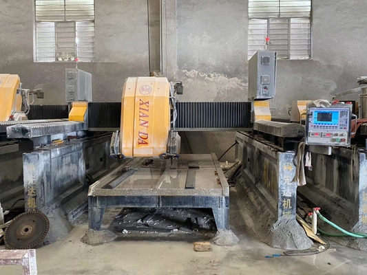 Máquina automática de corte e fresagem linear CNC de 3 eixos