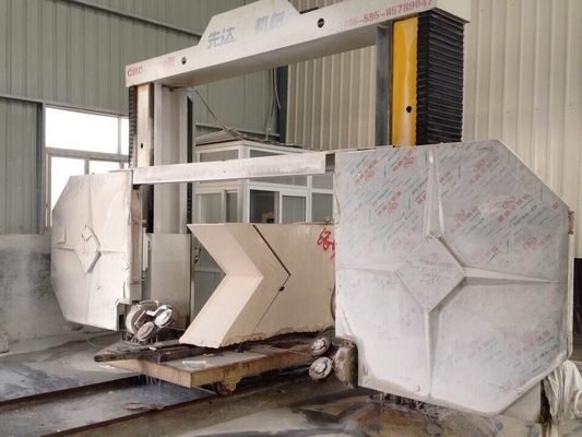 Máquina de serragem de fio de diamante CNC para perfis de alta precisão