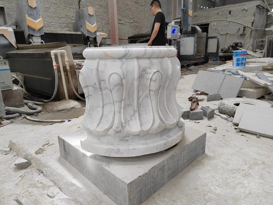 Xianda 4 eixo Máquina de escultura CNC de alta precisão com precisão de posicionamento de 0,02 mm e potência de fuso de 5,5 kW