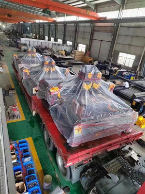 Máquina de escultura CNC 15m/min Velocidade do ar Controlada por sistema CNC para escultura de precisão