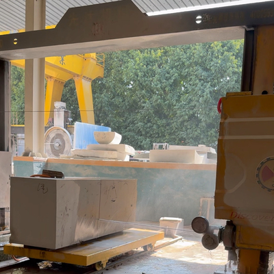 Máquina de Serra de Arame Diamante e Controle de Vantagem de Tempo de Longa Vida CNC Blade Material Diamante