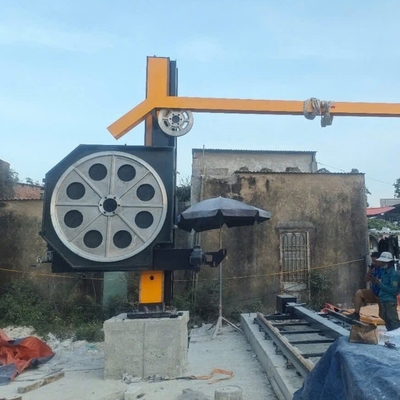 Máquina de serragem de fio de diamante de alta velocidade para processo de corte automatizado