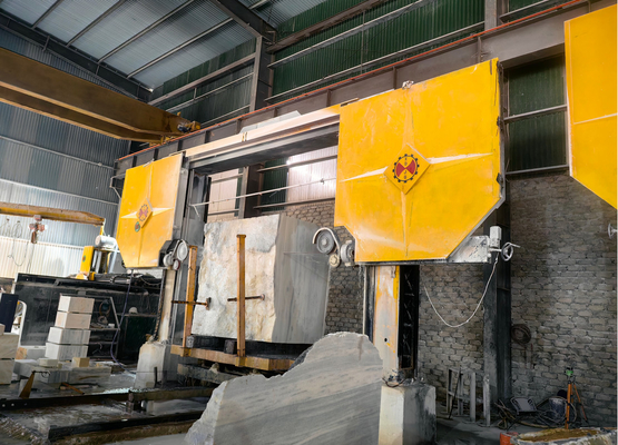Máquina de corte de pedras CNC para perfis
