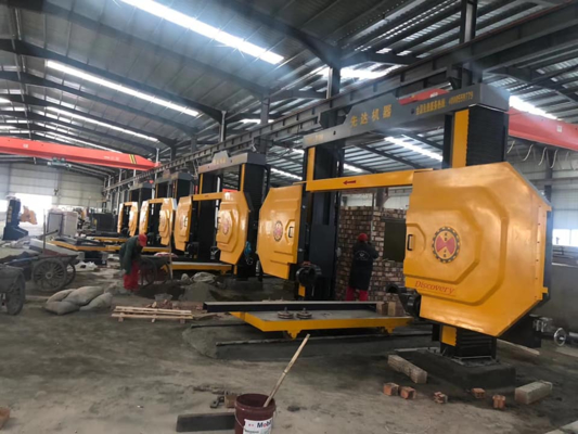 Máquina de Corte por Fio Diamantado CNC de 4 Eixos de Alta Eficiência
