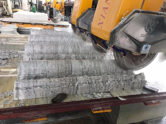 Máquina linear de perfilamento por elevação de pórtico CNC para aplicações industriais de perfilamento