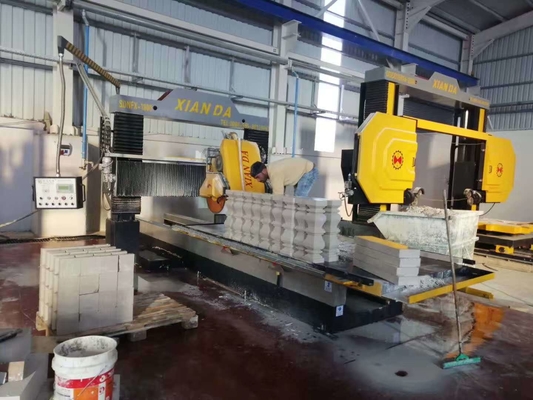 Máquina linear de perfilamento por elevação de pórtico CNC para aplicações industriais de perfilamento