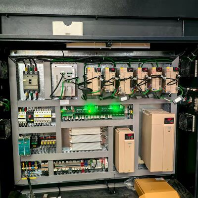 Serra de Ponte CNC de 5 Eixos para Corte de Pedra Máquina de Corte de Azulejo Alta Precisão 32KW 120MM Espessura de Corte Rolamento de Caixa de Engrenagens