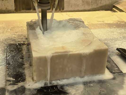 Roteador CNC inteligente de 5 eixos FAEM-3320 Máquina de gravura de estátuas de pedra 3D