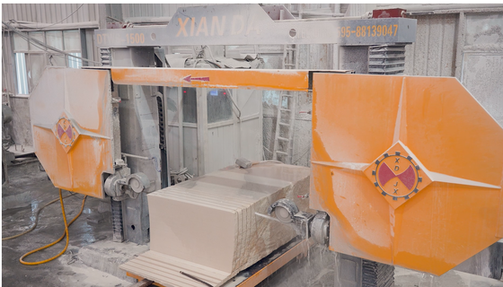 Máquina de corte de serradura de fio CNC de 4 eixos para pedra de forma especial