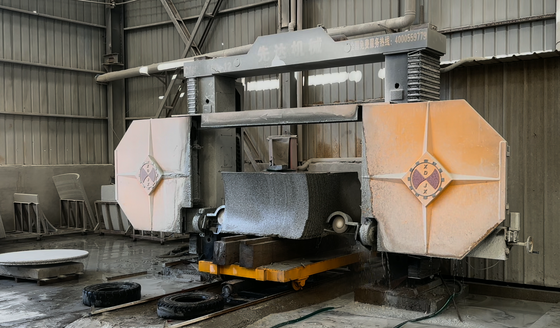 DTWS-2000SA Máquina CNC de Serra de Arame Diamante com Alta Precisão de Corte e Rotação de 360° para Profilagem de Pedra