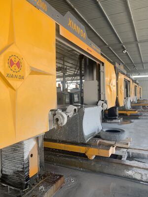 Máquina de serrada de fios de perfis CNC ¥ MANULADORES DE PRODUTOS CORVADOS, COLUMNOS E TOMBESTONE com dimensões excessivas (3000*3000*1500MM)