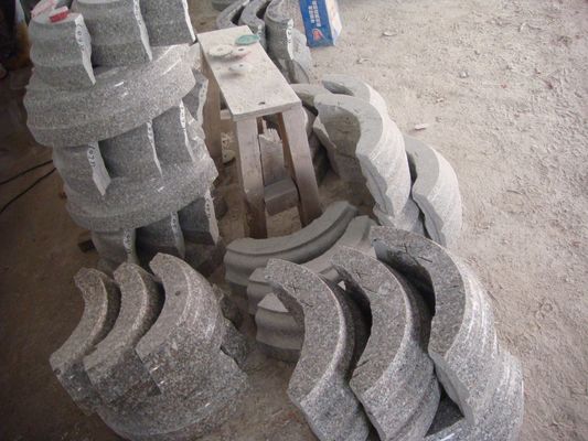 Máquina de corte 2500mm do perfil da pedra da base do tampão da coluna